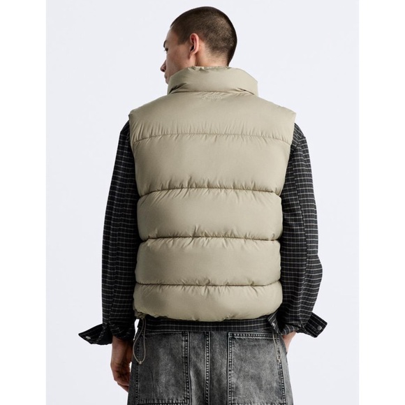 ZARA • Khaki Puffer Vest Jacket - Picture 5 of 9